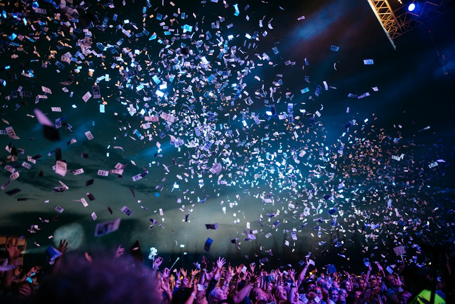 Outdoor event decoration